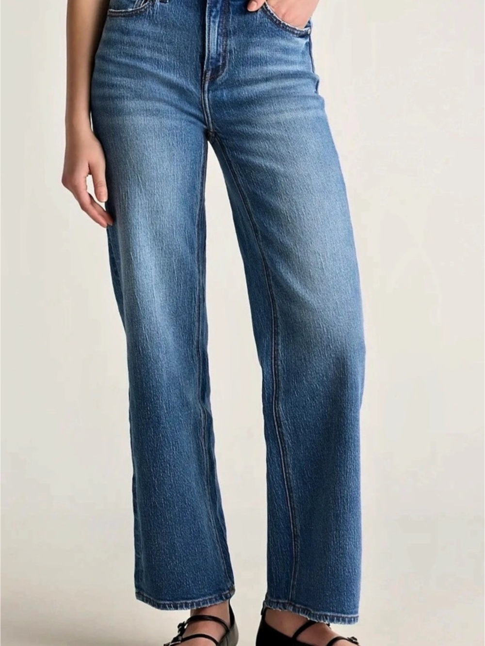 Quince Medium Wash Straight Leg Jeans - Size 30 NWT